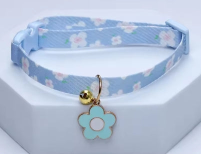 fleur bleu